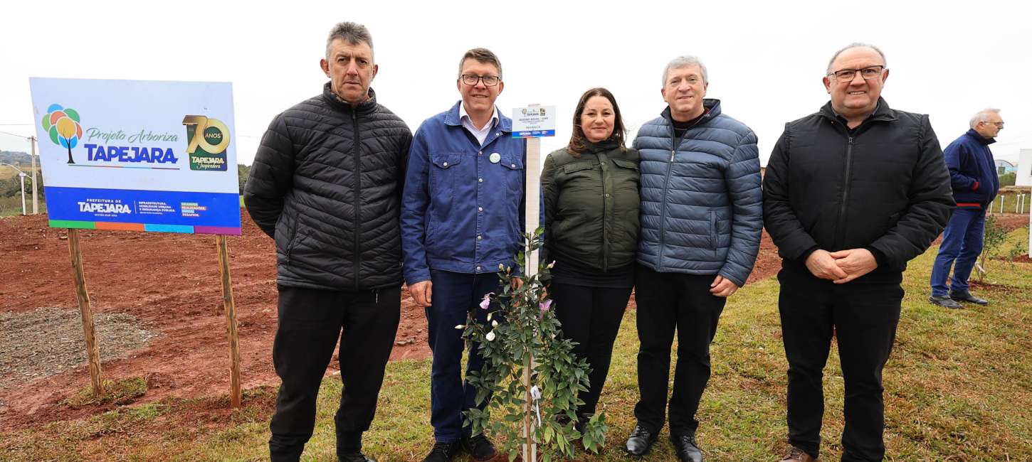 Plantio de 70 mudas de árvores no Loteamento Vida Nova celebra os 70 anos de Tapejara