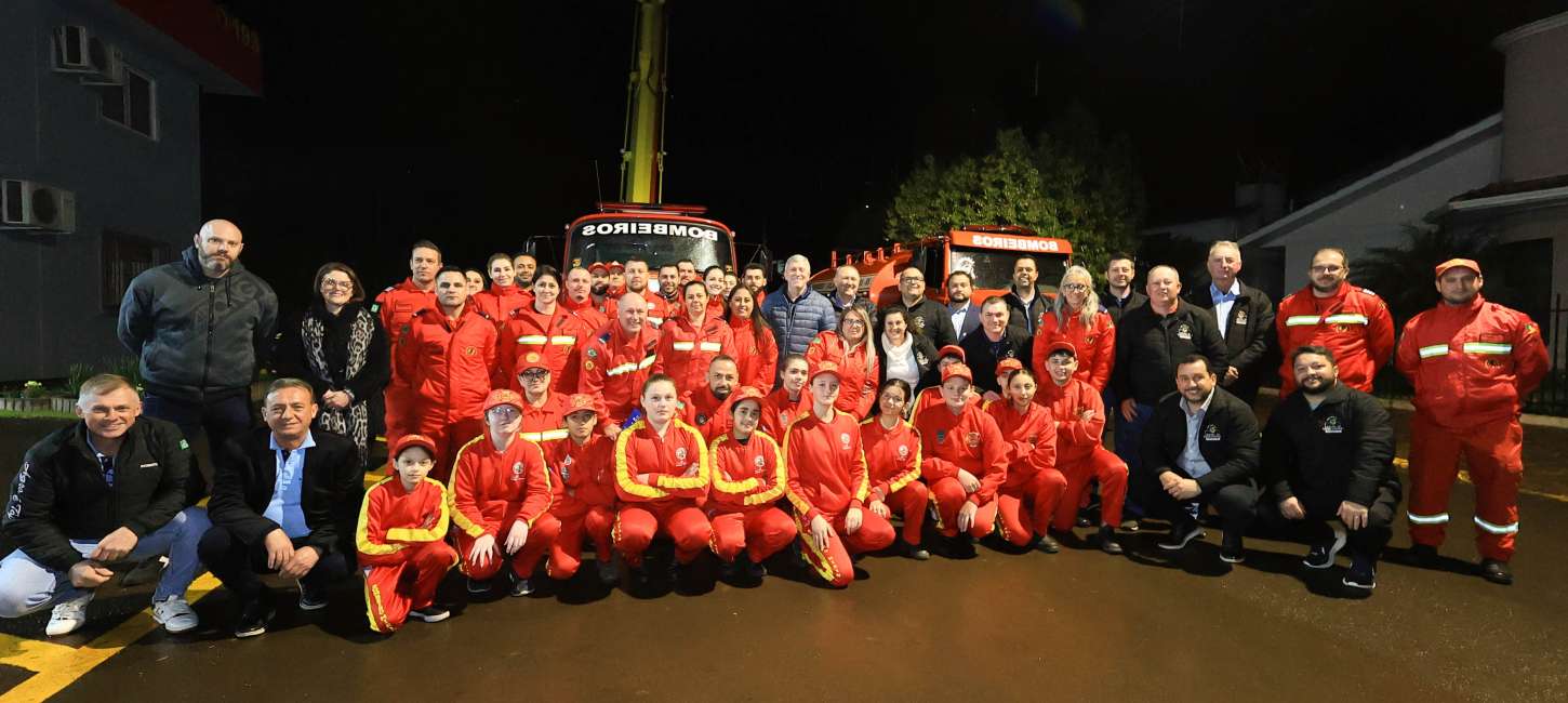 Sessão itinerante da Câmara de Vereadores homenageia os 30 anos dos Bombeiros Voluntários de Tapejara
