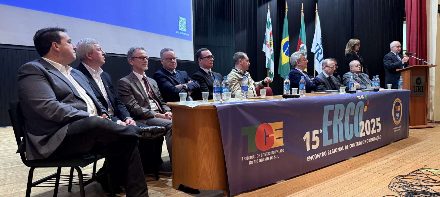 Prefeito Big representa a Famurs e defende pautas municipalistas no 15º Encontro Regional do TCE-RS