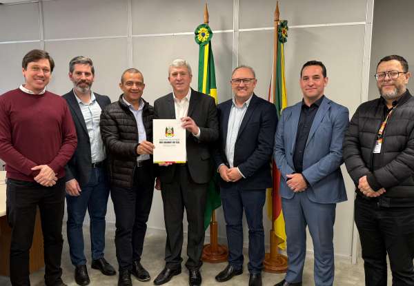 Prefeito Big assina convênio para construção de poço artesiano em Tapejara