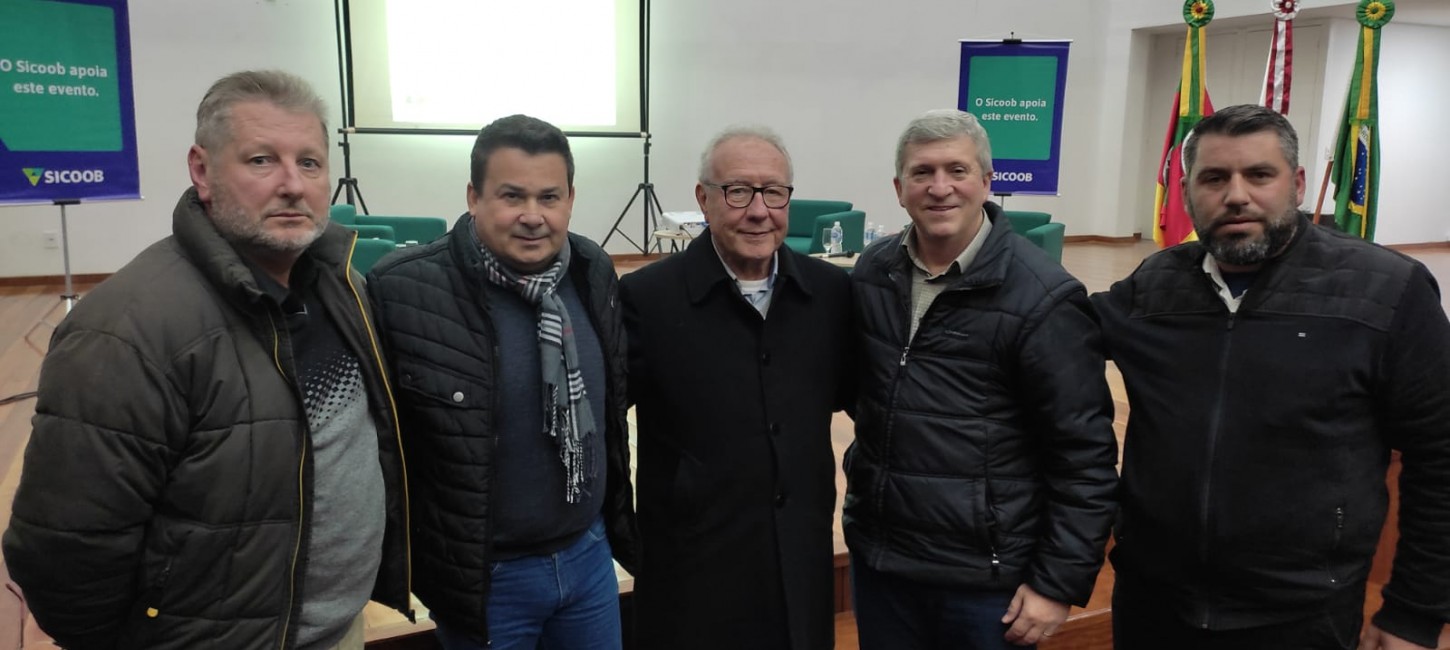 Prefeito BIG participa do 1º Encontro dos Mestres do Agro em Lagoa Vermelha