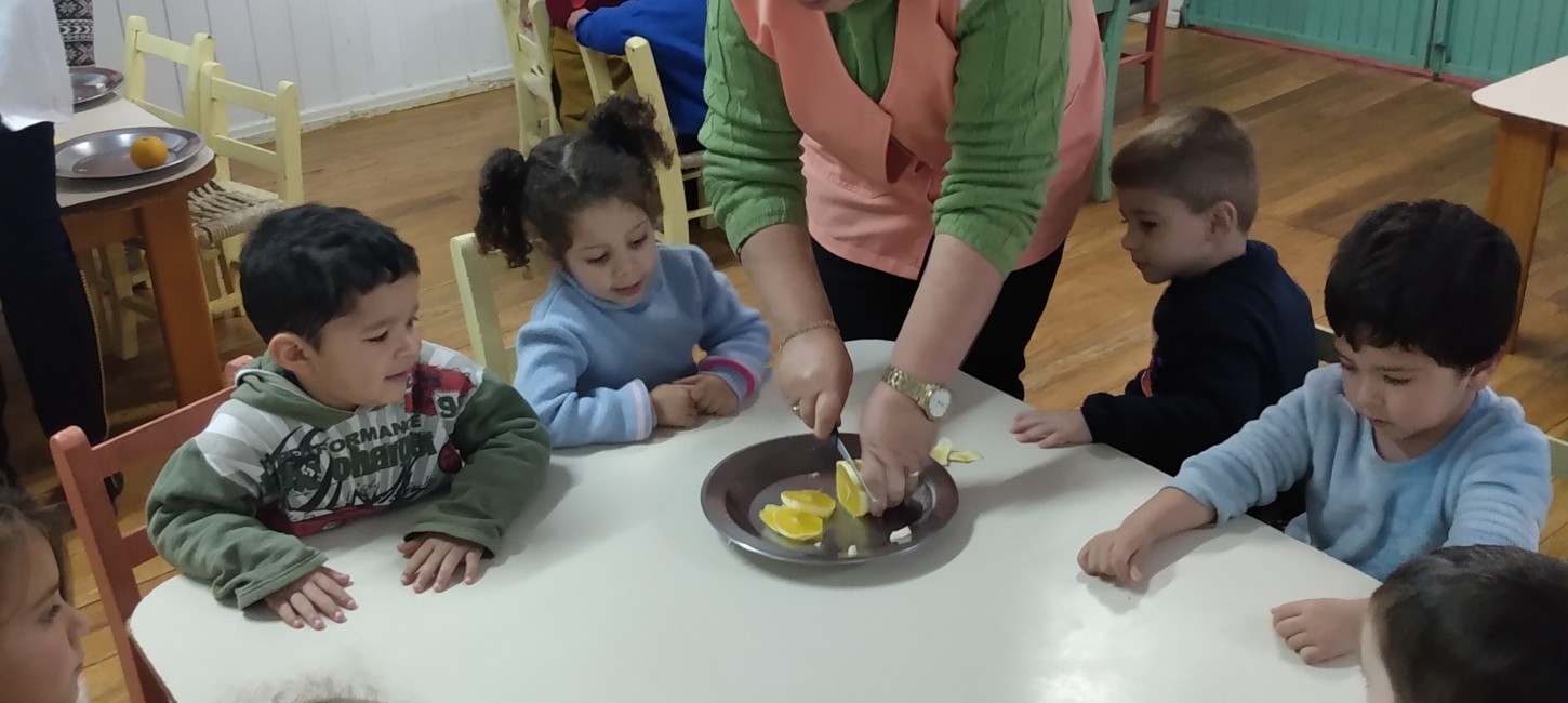 Creche Municipal Mãe Augusta Zanatta desenvolve projeto sobre alimentação saudável