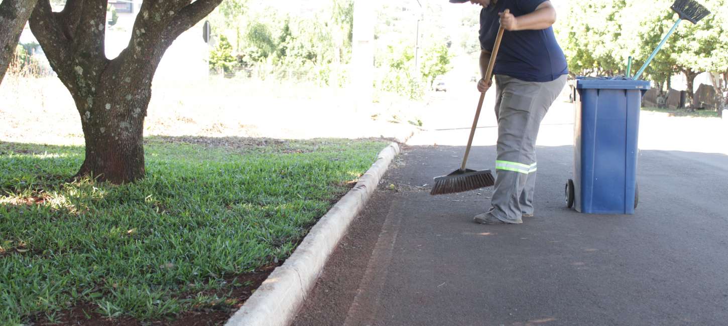 Intensificada a limpeza urbana em Tapejara