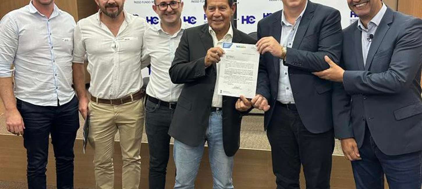 Prefeito BIG solicita recursos para a saúde ao senador Hamilton Mourão