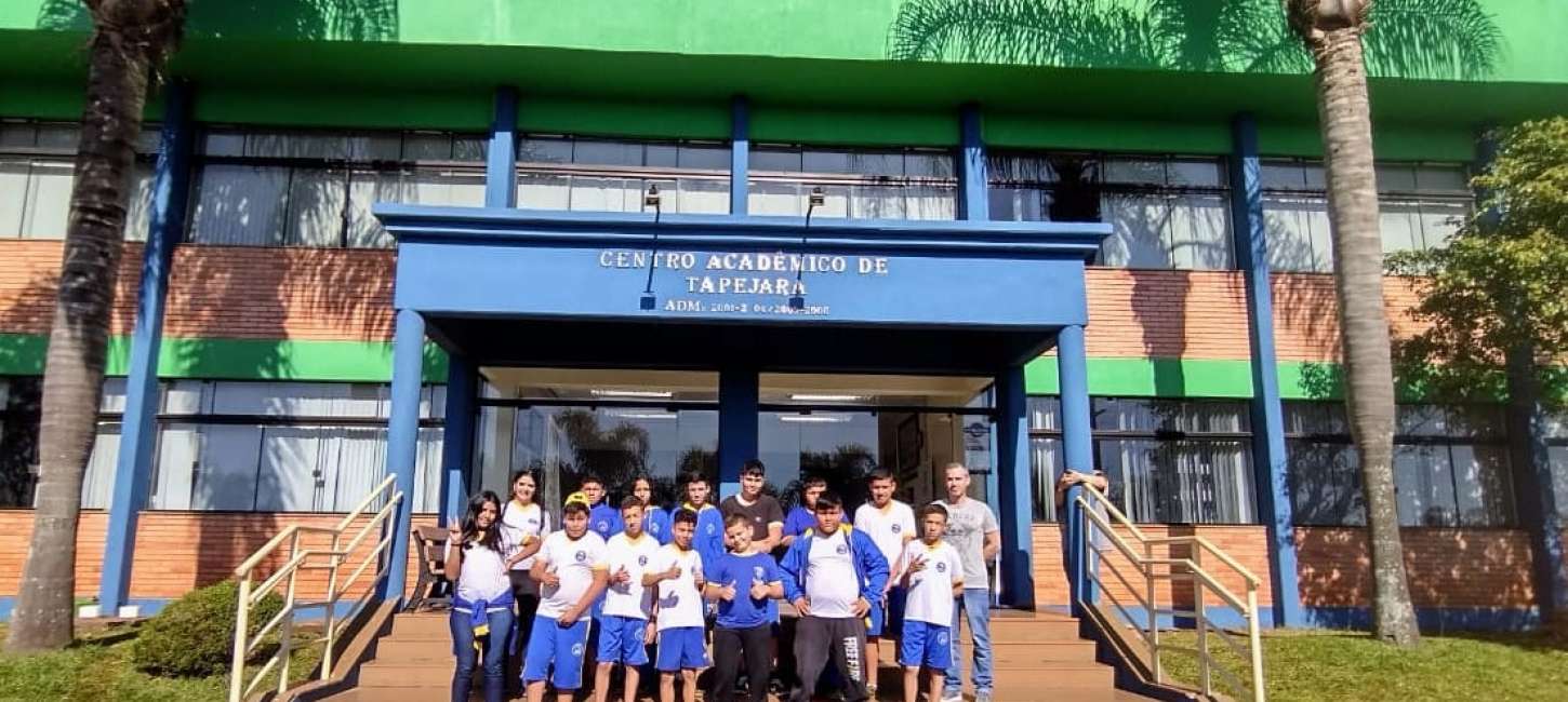 Polo UAB oferta aulas de informática a 200 alunos do Programa AABB Comunidade