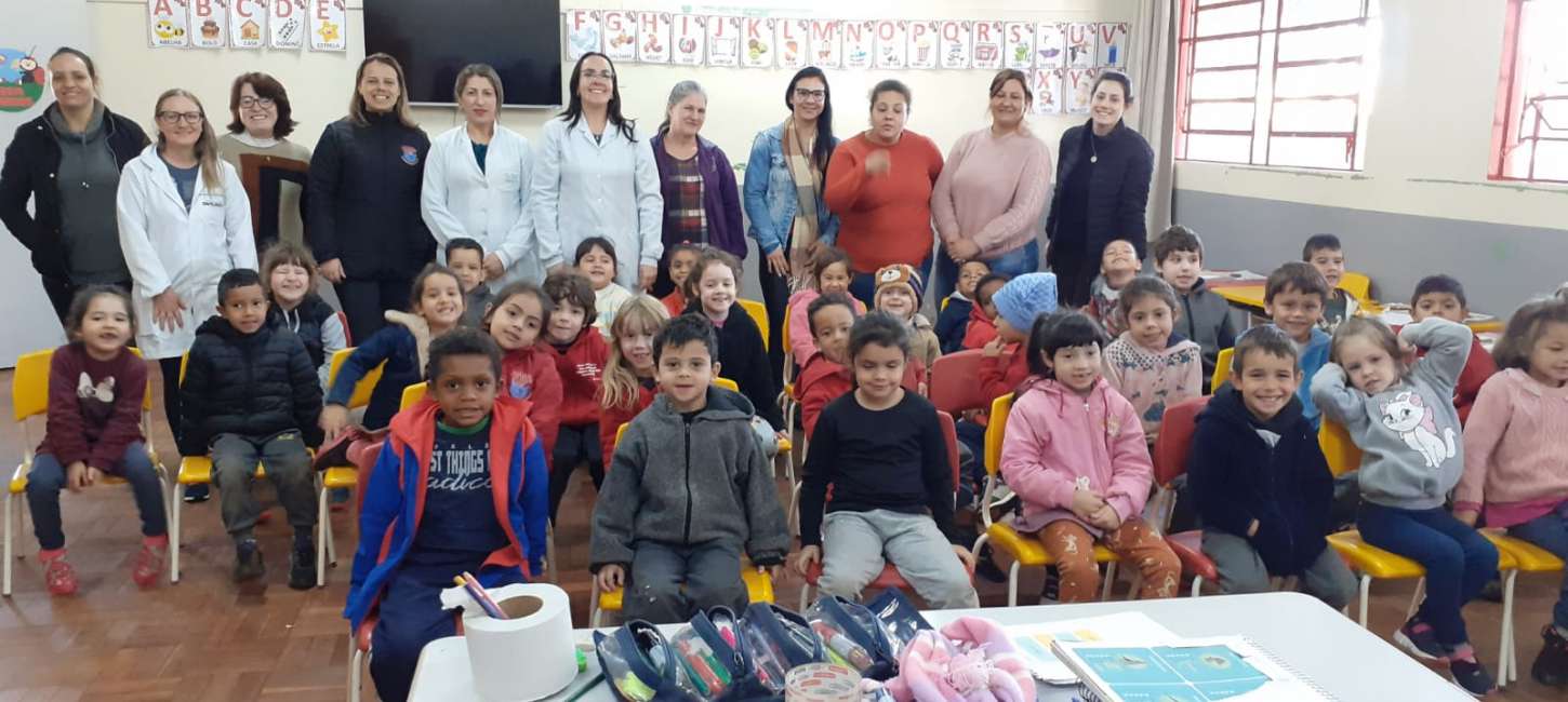 Programa Saúde na Escola realiza ações em escolas e creches municipais