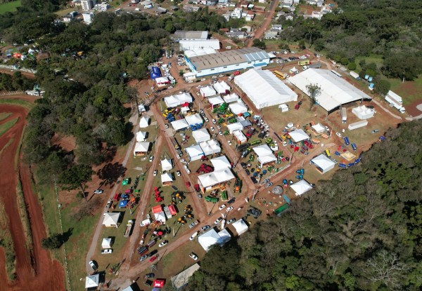 Sucesso de público e negócios marca 11ª Expo Tapejara