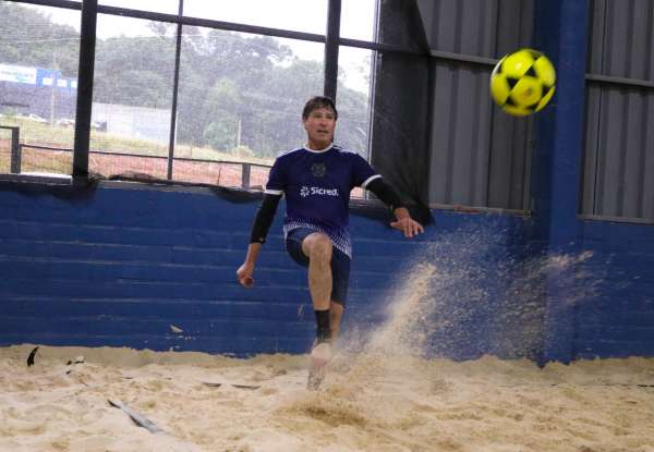 Prefeitura promove 1° Torneio de Jogos de Verão de Futvôlei de Areia em Dupla