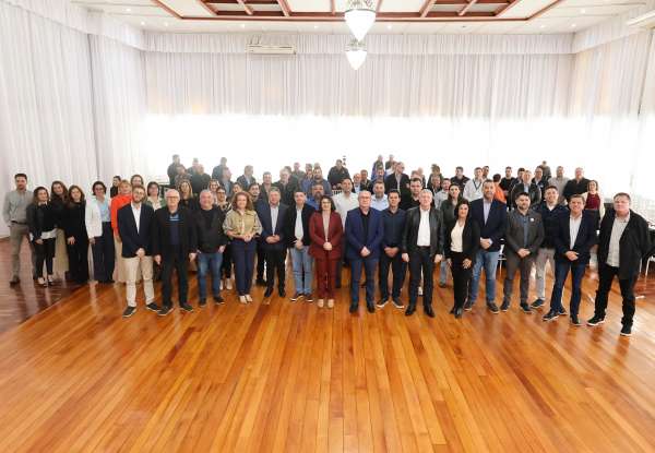 União de entidades e municípios marca encontro da Federasul e Acisat realizado em Tapejara